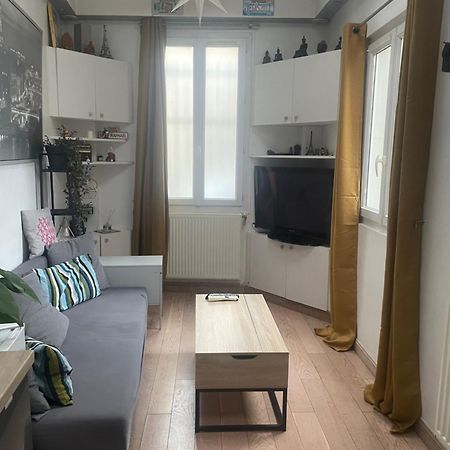 Appartement Cosy Tout Equipe โคล็อมบ์ ภายนอก รูปภาพ